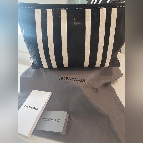💯 AUTHENTIC BALENCIAGA CLUTCH BAG - Picture 6 of 6